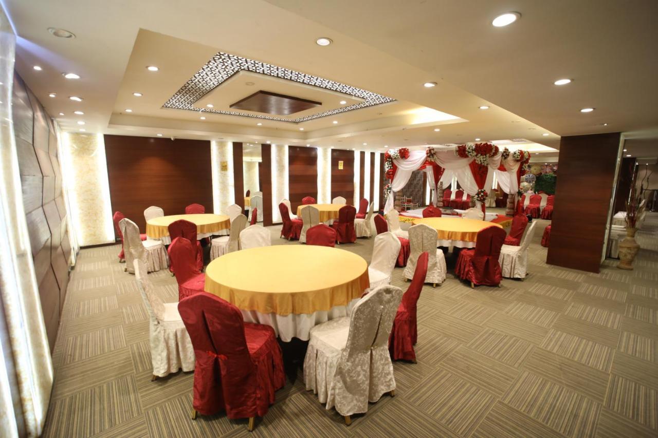 The Byke Suraj Plaza Pure Veg, Thane Exterior photo