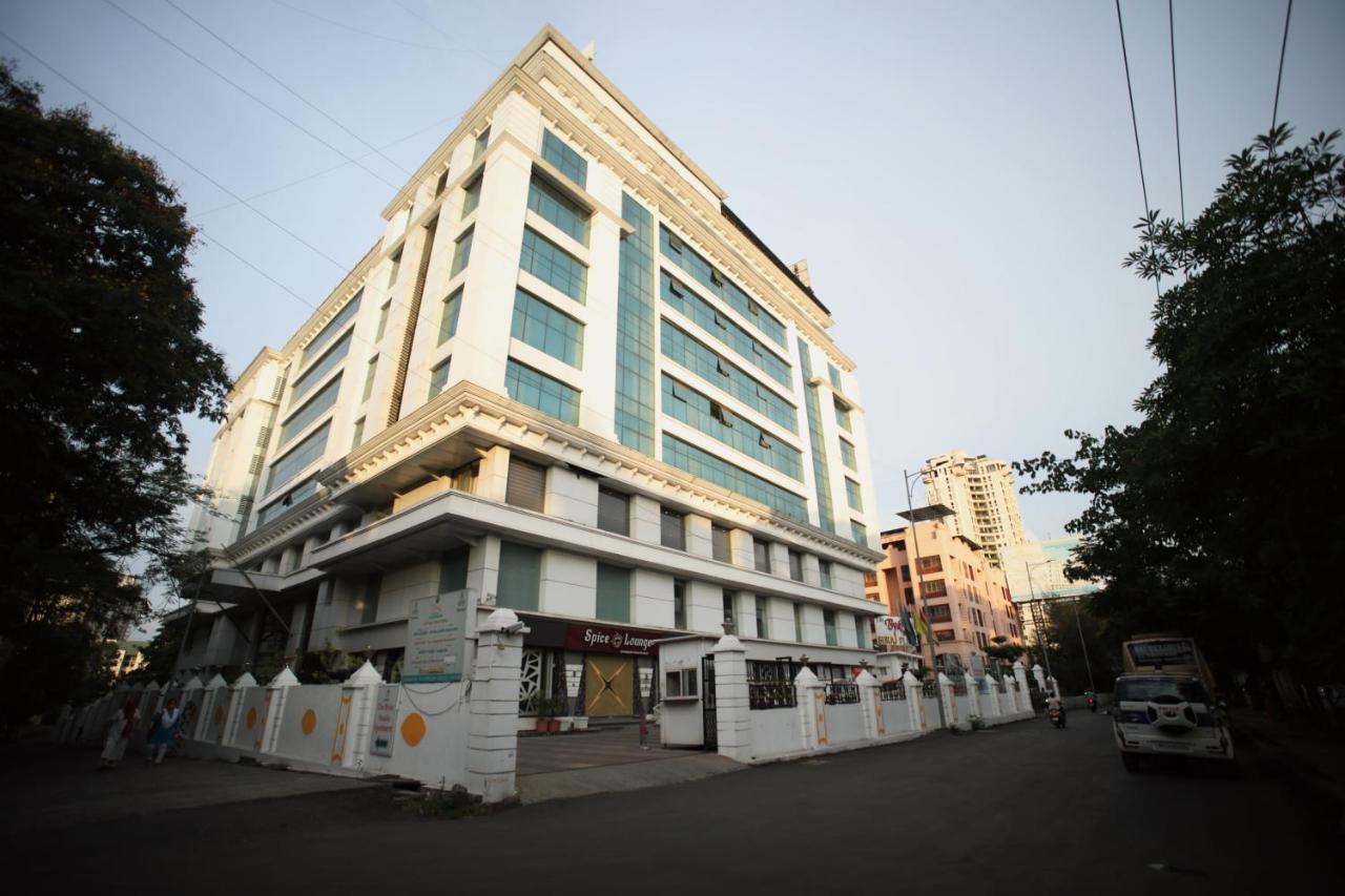 The Byke Suraj Plaza Pure Veg, Thane Exterior photo