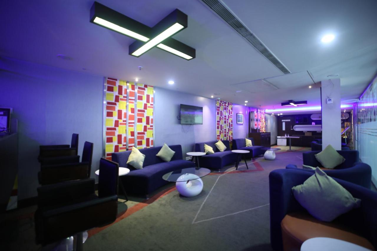 The Byke Suraj Plaza Pure Veg, Thane Exterior photo