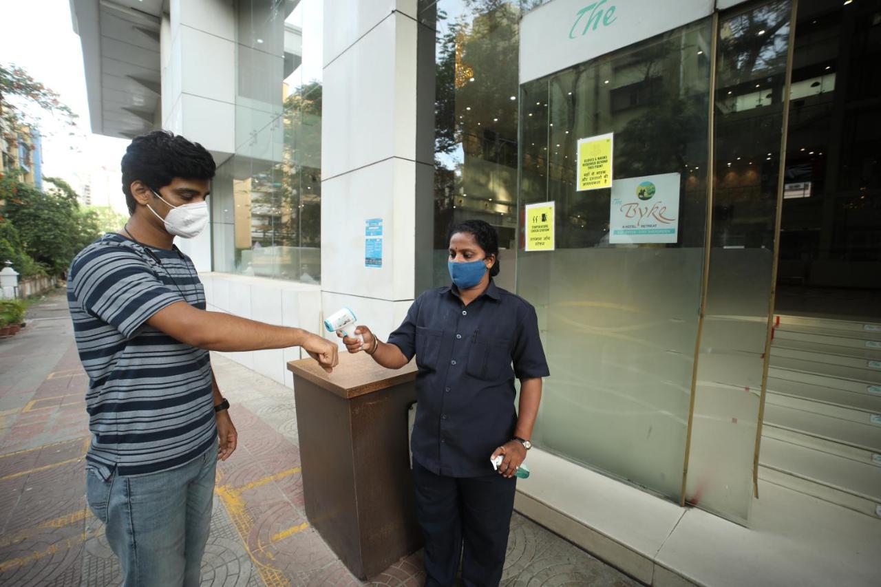 The Byke Suraj Plaza Pure Veg, Thane Exterior photo
