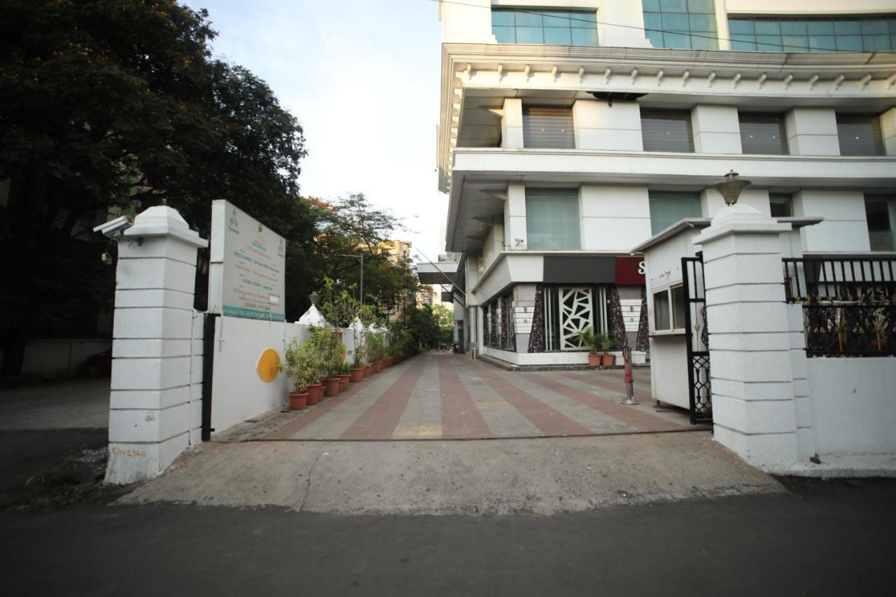 The Byke Suraj Plaza Pure Veg, Thane Exterior photo